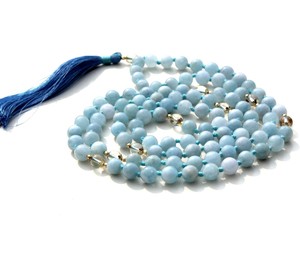 Collier de perles Mala à 108 nœuds en aquamarine style bohème, 7 chakras, fait à la main par un artiste indien, pour les fêtes ou comme cadeau - Product Image 4