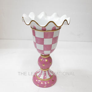 Floreros Metálicos de Último Diseño, Hechos a Mano, Elegantes, para Decoración del Hogar, Floreros Metálicos de Calidad Sostenible - Product Image 3