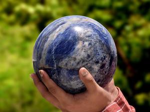 Esfera de Cristal Premium Hecha a Mano, Grabada por Muntaha Agate Exports, para Decoración de Arte Feng Shui y Coleccionables de Khambhat, India - Product Image 5