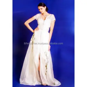 Two Piece White Net and Silk Fabric Kaftan With Short Sleeve and Flower Embroidery On Bottom Best For Ocassional Wear