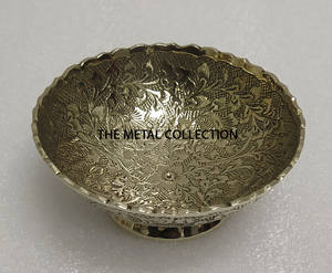 Haute Qualité Doré Mini Bol De Service En Laiton Matériel Maison Hôtel Restaurant Vaisselle De Table Commercial Acheteur Alimentaire Sûr En Métal - Product Image 1