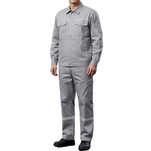 Uniforme de Trabajo Ignífugo para Hombre, Diseño Cómodo y Elegante de Algodón, Multibolsillos, Funcionalidad Diaria - Product Image 1