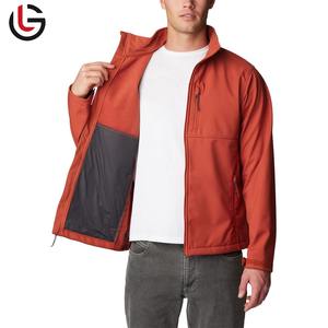 <b>High</b> Quality Men's Softshell Jacket Durable Fabric Hooded Collar Breathable <b>Top</b> Selling for Winter Season - Product Image 3