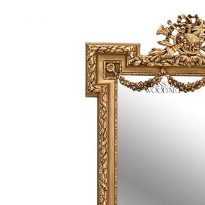 Espejo de Pared Clásico con Marco Geométrico Dorado de Lujo - Product Image 4