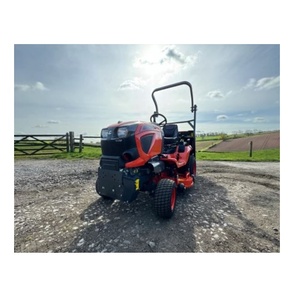 เครื่องตัดหญ้า Kubota G231 ราคาประหยัด พร้อมระยะห่างจากพื้น 150 มิลลิเมตร และโครงสร้างป้องกันการพลิกคว่ำที่ทนทาน - Product Image 3