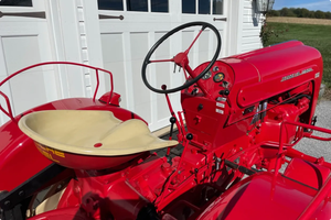 LISTO PARA CONDUCIR - USADO, VOLANTE A LA IZQUIERDA |   CONDUCCIÓN DERECHA |   Tractor Porsche Diésel 111 de 1957 - Product Image 3