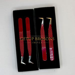 Meilleures extensions de cils anti-magnétiques GETUP BROSONS IMPEX 90 degrés, revêtement en poudre rouge, paillettes argentées, design cœur sur le côté arrière, volume intense - Product Image 2
