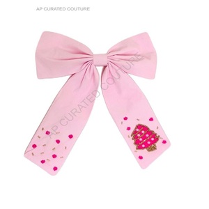 Arco de Navidad con cuentas para mujer, accesorios adornados, fabricación india, lazos con cuentas para niños, lazo de cocodrilo con cuentas de semillas artesanales - Product Image 2