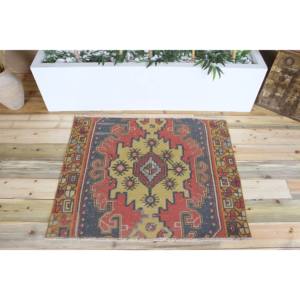 Alfombra Turca de 3.7x3 pies, Alfombra Pequeña Vintage, Alfombra Geométrica Roja y Amarilla - Product Image 1
