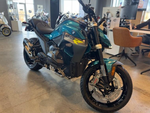 Moto/Scooter 2026 abordable, modèle R1300R, 1 300 cm³, 145 ch, 7 750 tr/min, plus de 120 mph, prête pour livraison immédiate - Product Image 2
