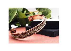 Bracelet fait main en laiton antique artisanal indien pour femme et homme bijoux d'occasion spéciale en gros - Product Image 5