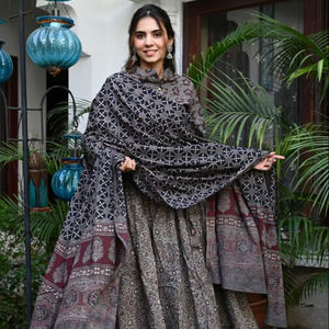Lehenga Choli Tradicional India Pakistaní para Mujer, Estampado a Mano, 100% Algodón, Protección Solar, Secado Rápido, Reversible, Ropa de Playa - Product Image 1