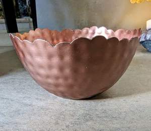 Cuenco de cobre con forma de flor de calidad de lujo, accesorios para el hogar de diseño estándar a precio asequible por proveedores indios - Product Image 3