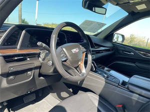 Usado 2021 Ca * dillac Escalade Lujo - Product Image 4