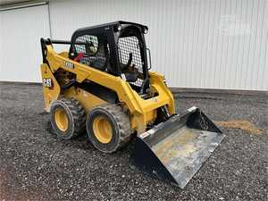 Chargeuse compacte Cat 242d3 à vendre - Product Image 6