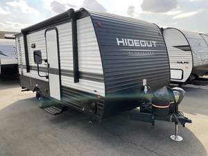 Ahorre en Grande con las Autocaravanas Usadas Keystones 2024 Hideout Sport de Eje Único 175BH de 20 pies y 5 Plazas, Remolque de Viaje Ligero de Acero Inoxidable - Product Image 1