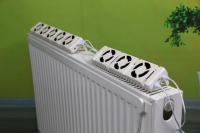 En stock température et vitesse réglables économe en énergie maison de ville multi-pièces appartement distribution de chaleur radiateur booster ventilateur