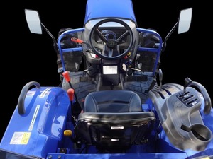 Tractor de un solo eje Iseki TLE3410 con motor y caja de cambios de 35 HP - Product Image 4