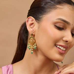 Boucles d'oreilles pendantes style antique en cuivre et alliage de zinc, motif floral tendance pour mariages - Product Image 3