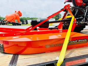 รถแทรกเตอร์ล้อ4WD สำหรับ Kubota ส่วนประกอบหลักของเครื่องยนต์และกระปุกเกียร์ที่ทนทาน - Product Image 5