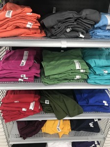 เสื้อยืดแขนสั้นผ้าแคนวาสเบลล่าสำหรับทุกเพศเสื้อยืดแขนสั้น (3413C) เฮเทอร์ CVC พร้อมดีไซน์ตามสั่งลายพิมพ์ unisex - Product Image 2