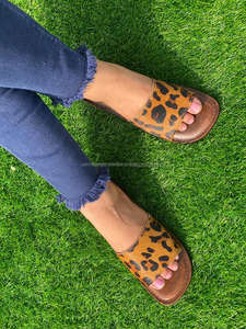 Real Handmade Genuine Women Western Style <b>Animal</b> Print <b>Fur</b> Sandals Casual Outdoor Flipflops Flats Footwear Open Toes Sandals - Product Image 2