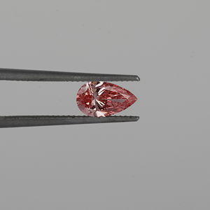 Diamantes Rosados de Corte Pera de 2.0 CT VS1-VS2 Cultivados en Laboratorio, Certificados por IGI con Certificado - Product Image 3