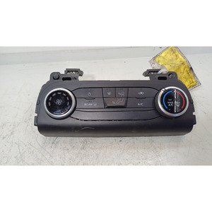 CLIMATE COMMANDS FORD Focus Sedan 7ª Serie KX7T-19980-AA ZTDA (18>) - Product Image 1