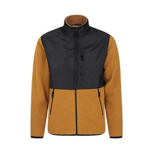 Chaqueta Softshell para exteriores para mujer, carcasa ligera a prueba de viento y forro transpirable para la comodidad de todo tipo de clima, fabricada en Pakistán - Product Image 1