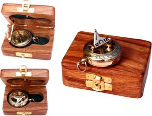 Porte-clés boussole vintage classique en cuivre avec boîte en bois |   Rectangulaire, léger, écologique, pour les aventures en plein air, cadeau pour lui - Product Image 6