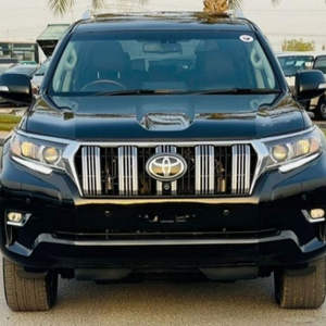 Toyota Prado SUV 2022 Usado, Automático, 5 Plazas, Tracción Total, Asientos de Cuero, Techo Panorámico, Portaequipajes de Aluminio, Control de Crucero Adaptativo, Visión 360° - Product Image 1