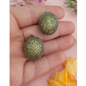 Pendientes de tuerca redondos brillantes para mujer, joyería de aniversario de compromiso de boda de estilo barroco para ropa de fiesta y eventos formales - Product Image 1