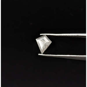 Diamant naturel facetté fantaisie en forme de cerf-volant de 6,2-7,5 mm pour la fabrication de bijoux, couleur sel et poivre - Product Image 2
