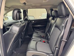 USADO LHD/RHD 2017 DO D G E JOURNEY CROSSROAD FWD - Product Image 2