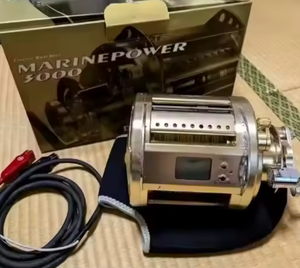 Nouvelle Moulinette Électrique New Powers 3000 pour la Pêche au Gros avec Éclairage Intégré et Poids Léger - Product Image 1