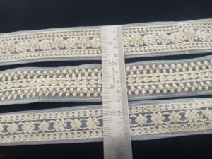 ขอบลูกไม้ปักลูกปัดสำหรับผ้าส่าหรีและผ้าส่าหรีแบบออกแบบได้ตามต้องการเหมาะสำหรับนักออกแบบแฟชั่น - Product Image 5