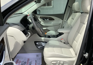 GMC Terrain SUV Convertible 2021, Llantas R17, Asientos de Cuero, Caja de Cambios Manual, Motor Turbo de 4L, Tracción Delantera, Interior Claro, Gasolina - Product Image 4