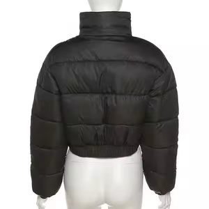 Chaquetas Cortas Acolchadas de Invierno para Mujer, Diseño de Tela de Alta Calidad Personalizado, Chaqueta Corta con Bordado de Logotipo - Product Image 6