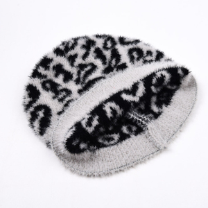 Gorro de Mohair Estilo Y2K de Alta Calidad, Superventas 2025, Gorro de Punto Jacquard con Estampado Completo, Gorros de Alta Calidad - Product Image 1