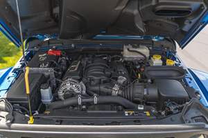 จี๊ป แรงเลอร์ อันลิมิเต็ด รูบิคอน 392 ปี 2021 ขับเคลื่อน 4 ล้อ ระบบ 4x4 ตลอดเวลา เครื่องยนต์ 6.4 ลิตร เฮมี วี8 สีไฮโดร บลู เพิร์ล ไม่ได้ดัดแปลง - Product Image 6