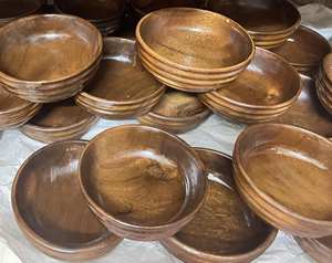 Tazón de Madera Premium Hecho a Mano en Vietnam, Madera Natural, Opción de Exportación al por Mayor - Product Image 1