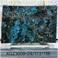 Dalles de granit labradorite Lemurian rétroéclairées, pierre bleue Bahia, dalle de marbre de Madagascar pour projet mural d'hôtel