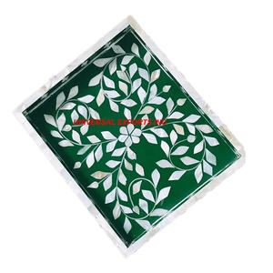 Plateau à chocolat en bois de calligraphie arabe Plateau de service fait main de qualité supérieure Taille personnalisée Nouveau plateau de service en bois - Product Image 5