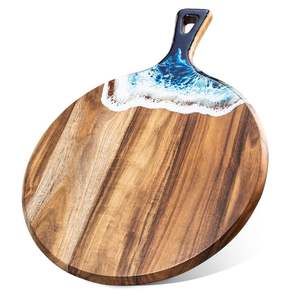 Planche à découper en bois rustique avec résine et agate intégrée, spéciale Ramadan - Product Image 6