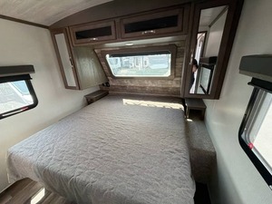 Nouvelle caravane Keystone C-o-u-g-a-r 34TSB 2025 à vendre - Product Image 2