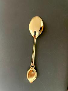 Ensemble élégant de cuillères en or, couverts élégants et durables en acier inoxydable, parfaits pour la cuisine et les occasions spéciales indiennes - Product Image 4