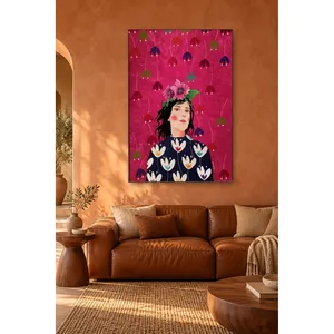 Impression sur toile Fida Fuchsia : Femme avec couronne de fleurs - Product Image 1