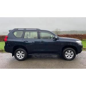 Voitures SUV 4x4 Toyota Landcruiser / Landcruiser V8 kilométrage, moteur en bon état - Product Image 2