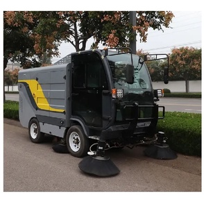 Balayeuse industrielle durable pour routes et rues, machine de nettoyage routier municipale, camion de balayage automatique - Product Image 4