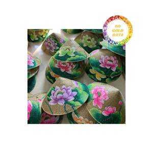 หมวกทรงกรวยที่มีน้ำหนักเบาทำจากไม้ไผ่และใบปาล์มที่สมบูรณ์แบบสำหรับกิจกรรมทางวัฒนธรรมงานเฉลิมฉลองแบบดั้งเดิมและการแสดงบนเวที - Product Image 5